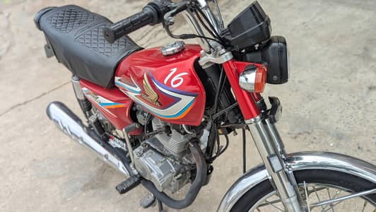 CG 125 2016