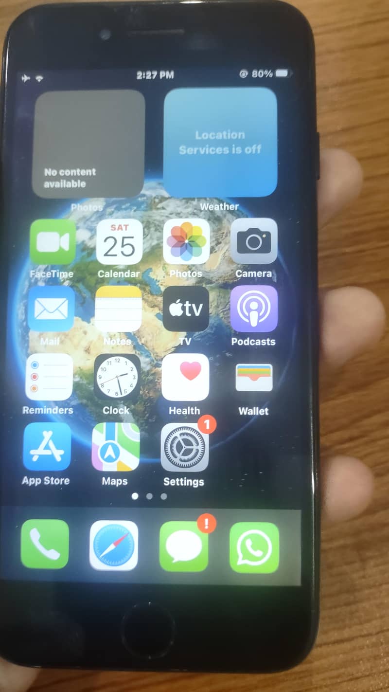Apple iPhone 7 0