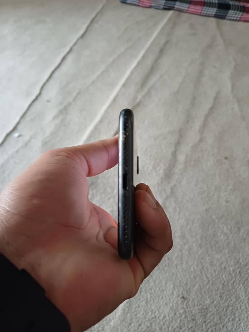 Apple iPhone 8 Plus 7
