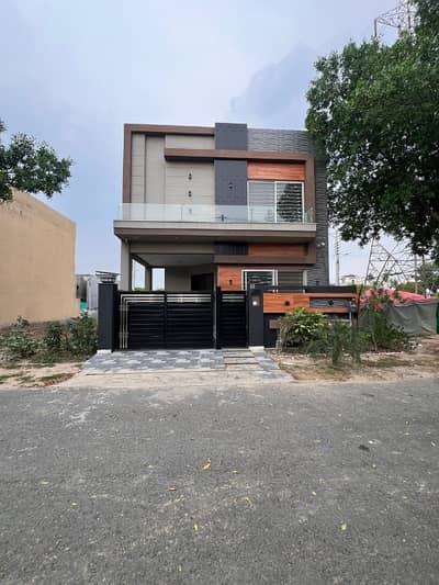 5 Marla Like New Used Modern Designer House For Sale In DHA Rahbar