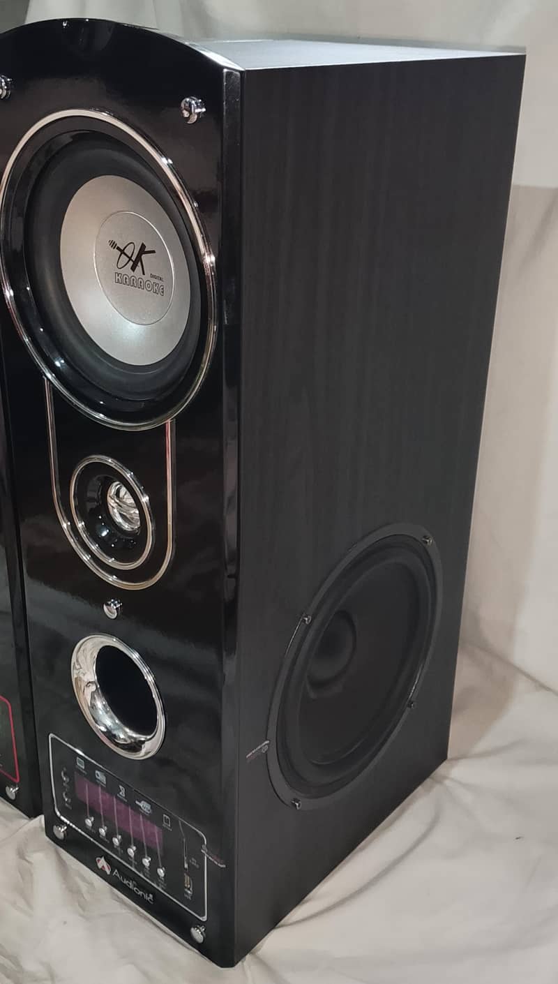 Audionic Classic 6 Plus 1