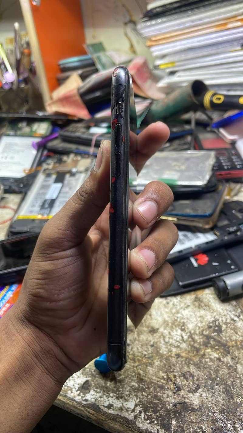 iPhone 11pro 7