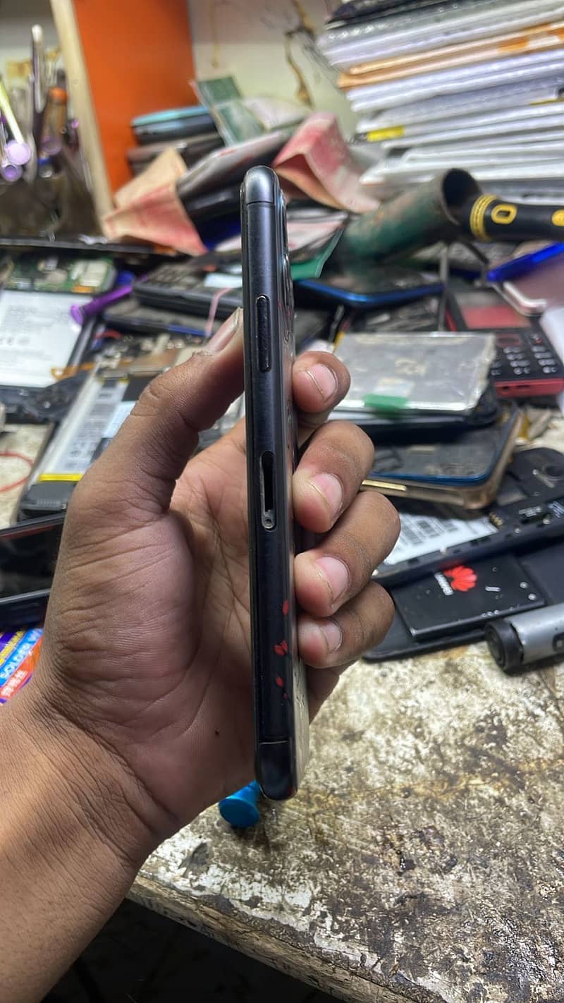 iPhone 11pro 8
