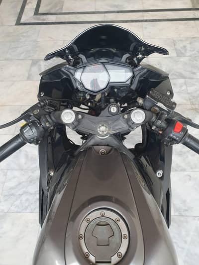 body 10/8 dual cylender 400cc thunder made by thailand