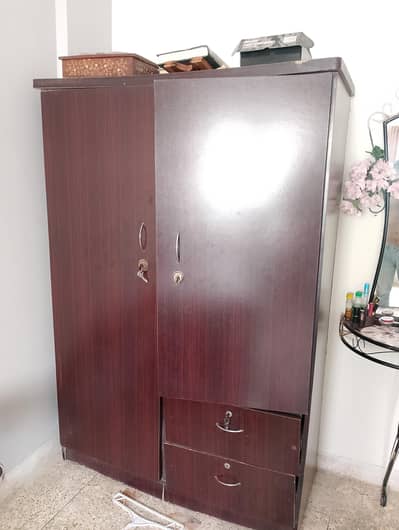 2 door wardrobe