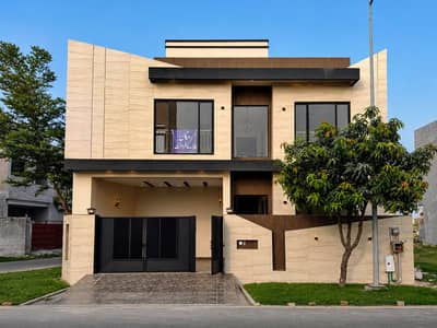 5 MARLA BRAND NEW HOUSE AVAILABLE FOR SALE (AT REASONABLE PRICE) IN ROYAL PALM CITY GUJRANWALA