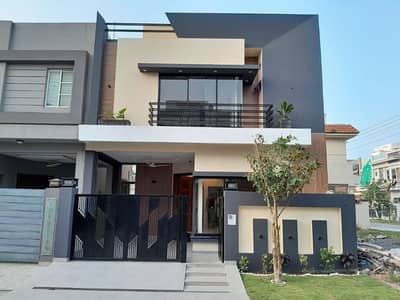 5 Marla Brand New Super Luxury Ultra Modern Design House For Rent In DHA Rahbar