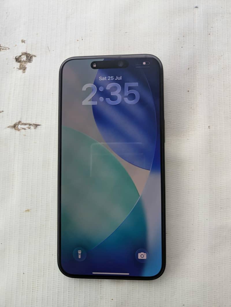 Apple iPhone 15 Pro Max 1