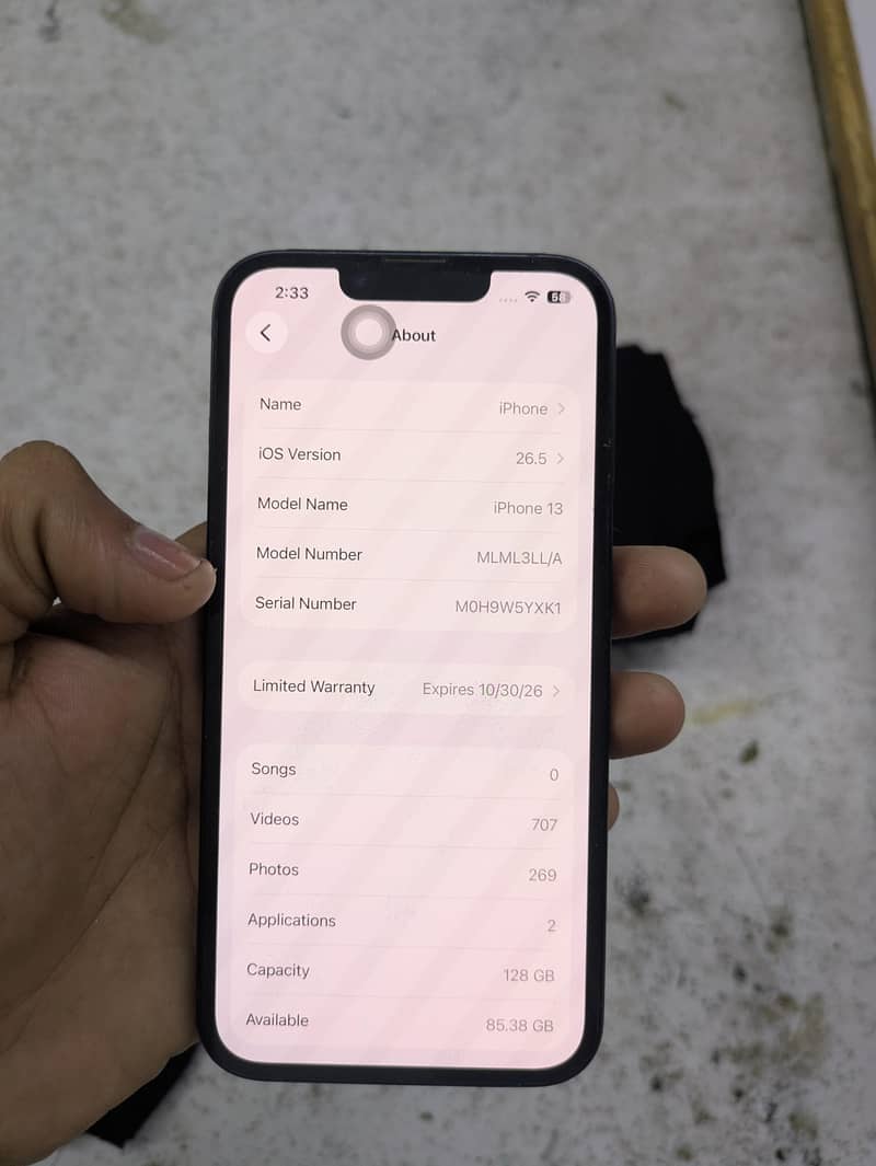 Apple iPhone 13 2