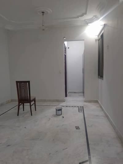 3 bed dd 1st floor with roof portion for rent