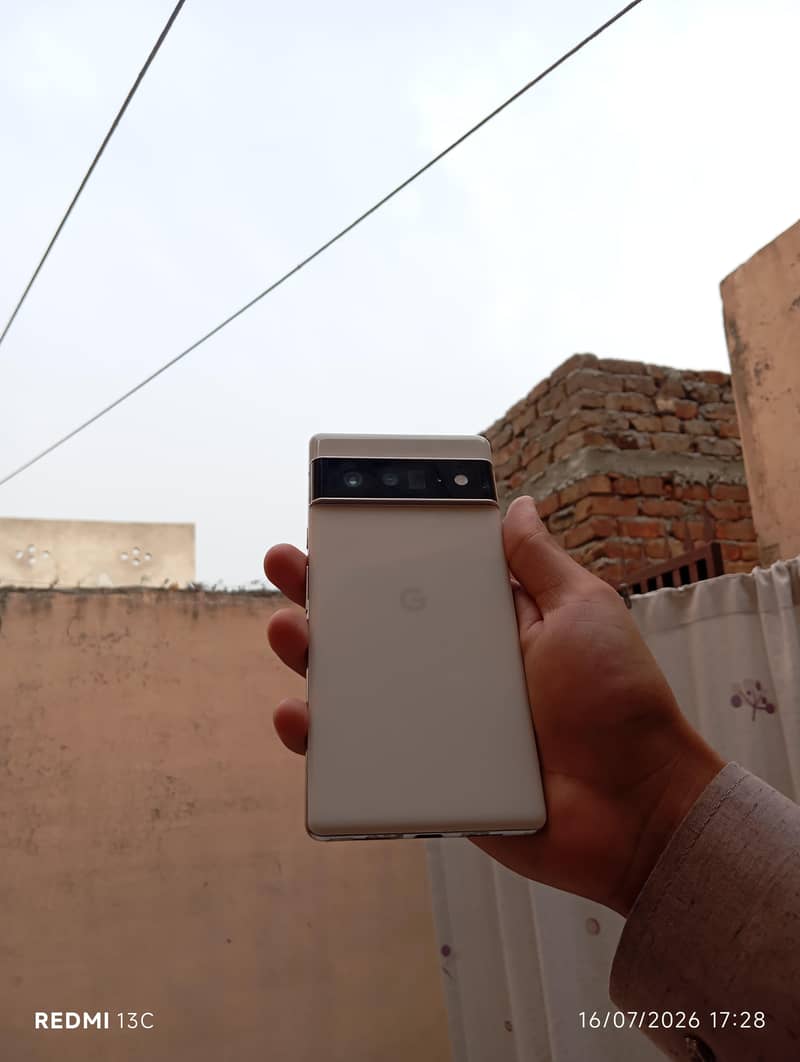 Google Pixel 6 Pro 2