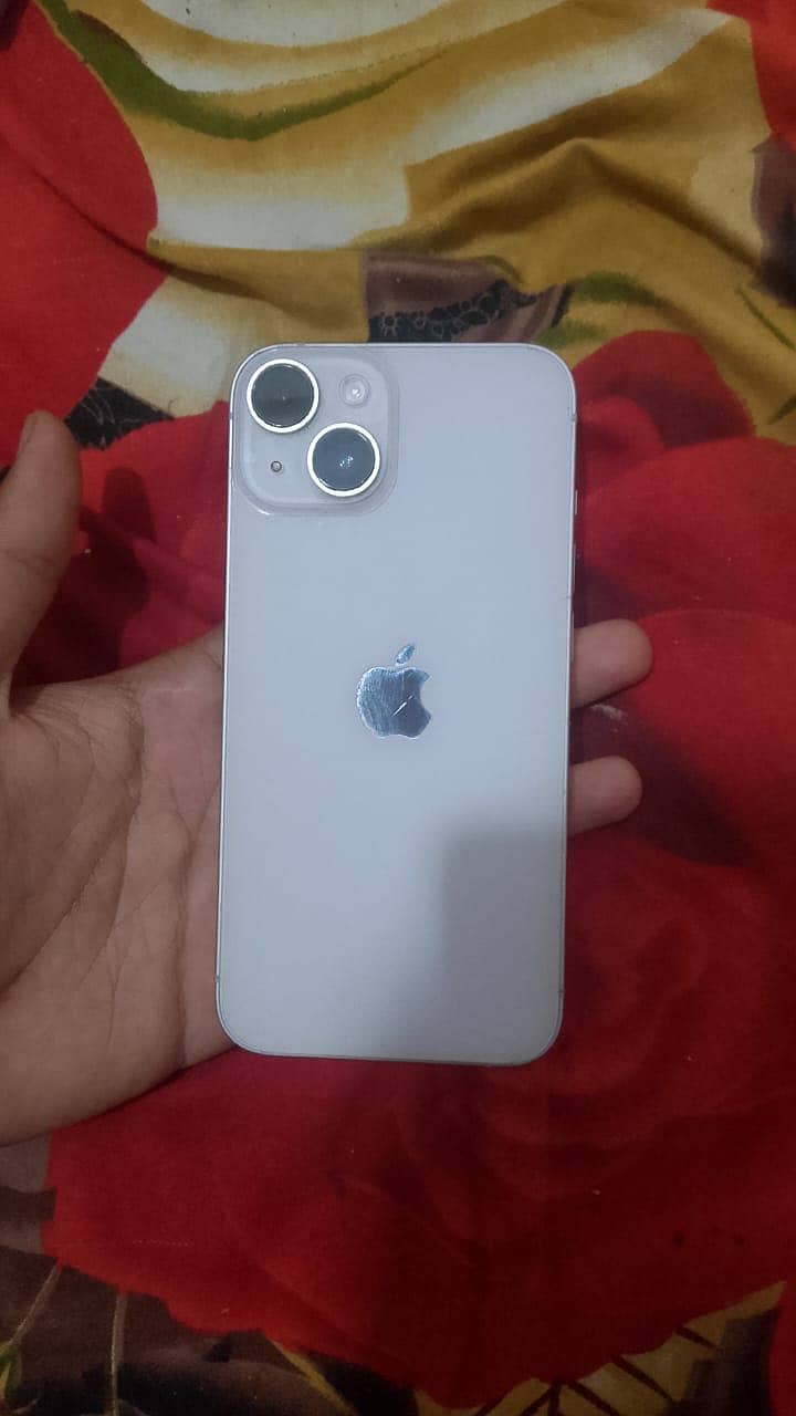 Apple iPhone 14 3