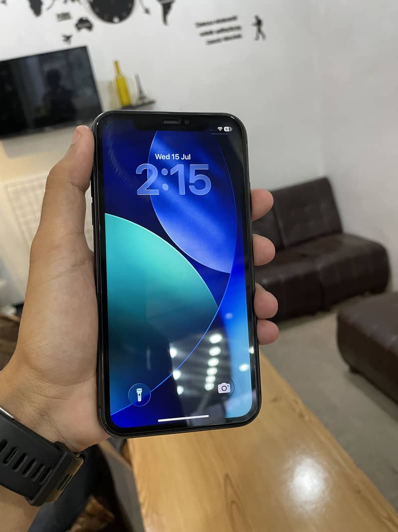 Apple iPhone 11 1