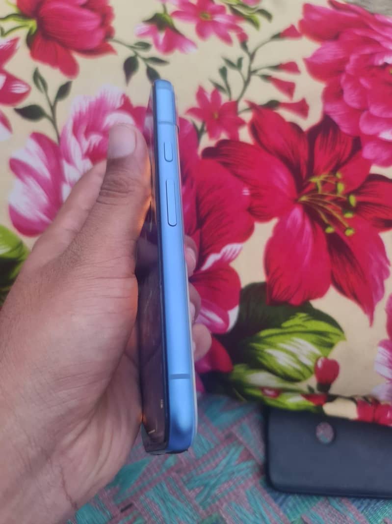 Google Pixel 8a 1