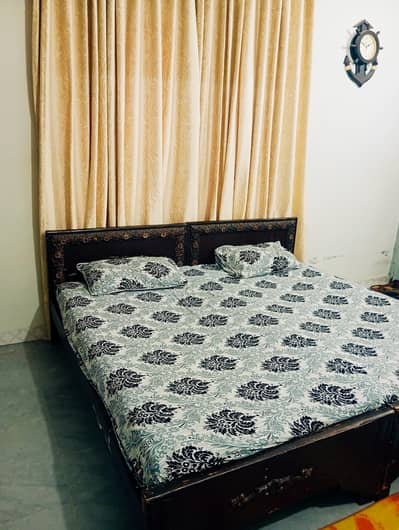 2 Wooden Single Beds For Sale - Good Condition - Rawalpindi