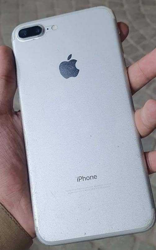 Apple iPhone 7 Plus 0