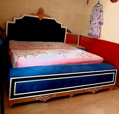 Luxury King Size Bed Set with Mattress – Excellent Condition