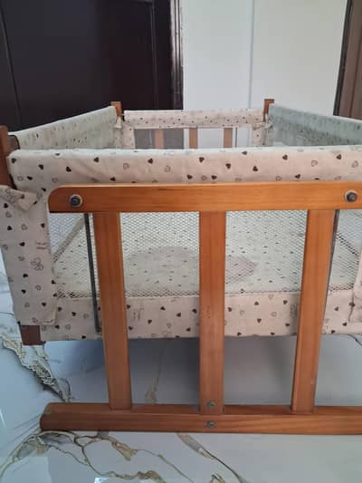 Foldable Wooden Baby Jhoola / Cradle – Excellent Condition