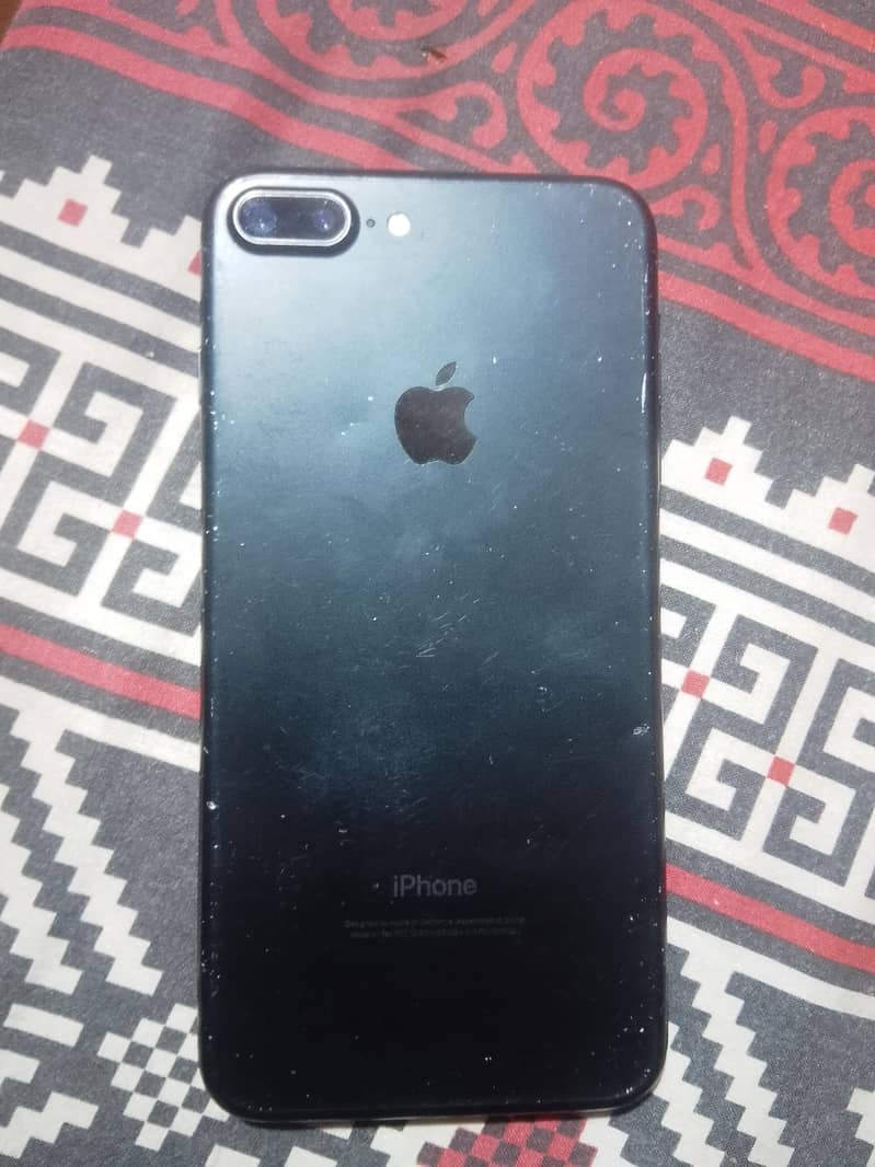 Apple iPhone 7 Plus 0