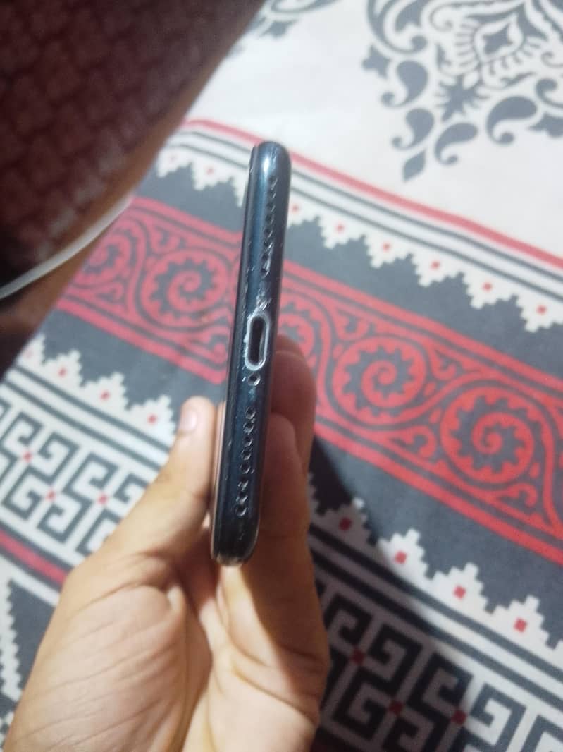 Apple iPhone 7 Plus 4