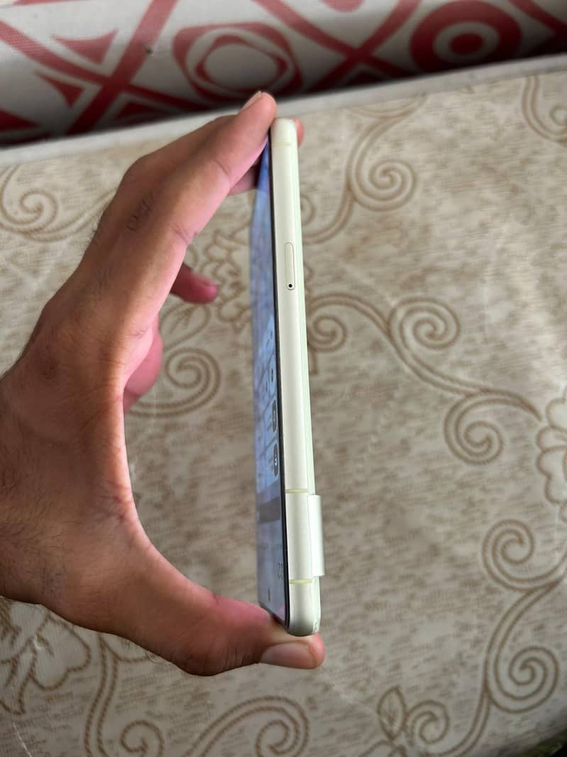Google Pixel 7 6