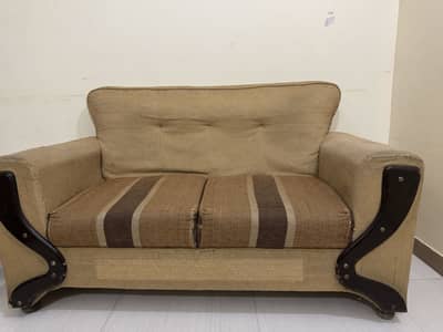 7 seater 2 Sofa Set | 8 out of 10 condition