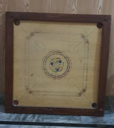CARROM BOARD