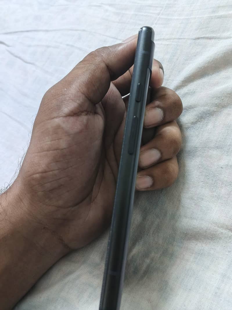 Google Pixel 6a 4