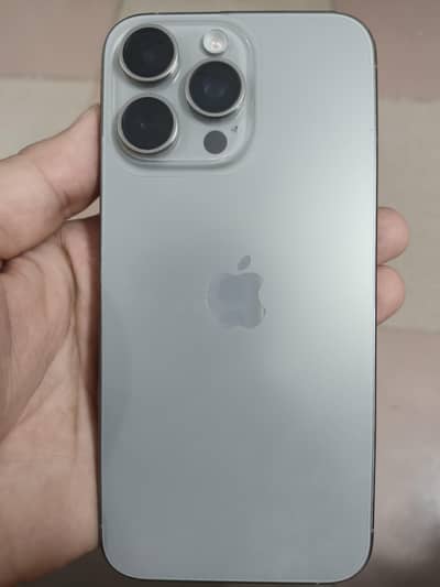 iPhone 15 Pro Max
