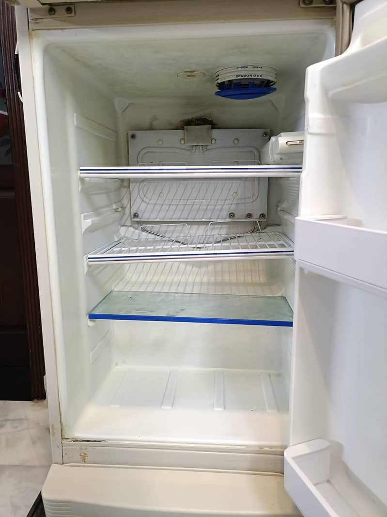 Refrigerator 1
