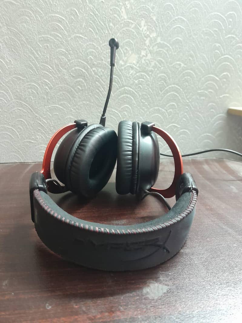 HyperX Cloud 2 wired gaming headset 1