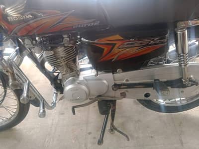 125 honda 9/10 condition self use A21