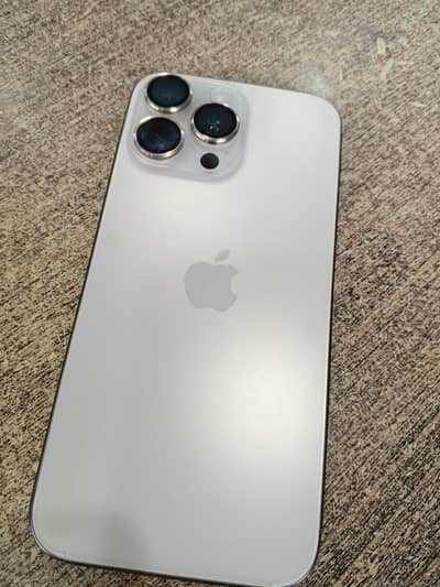 Apple iPhone 16 Pro Max