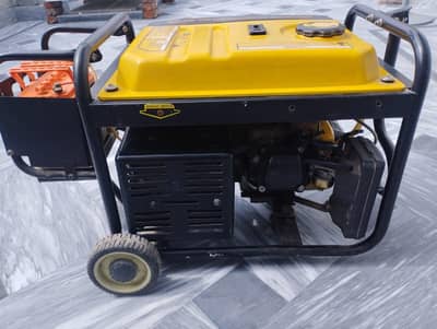 Gentron ECO+ GN4000ECO Petrol Generator | Excellent Condition