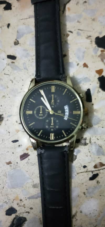*Men's Black Dial Wrist Watch - Belt Needs Replacement*