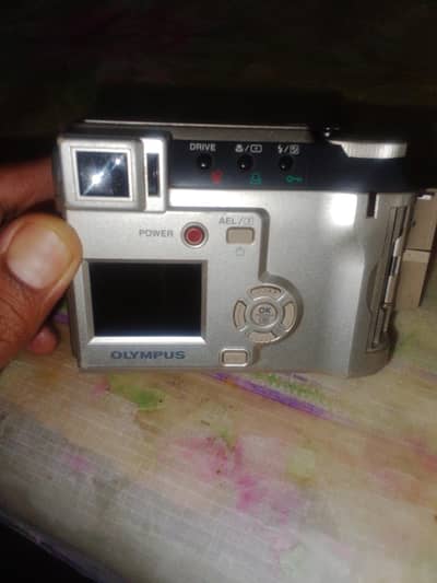 used  Olympus 0ptical zoom 8