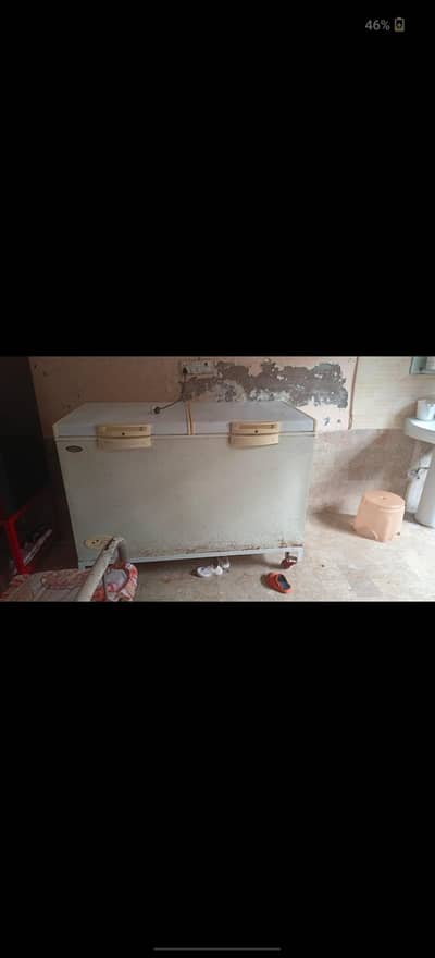 dowlance deep freezr 2door use condehsn