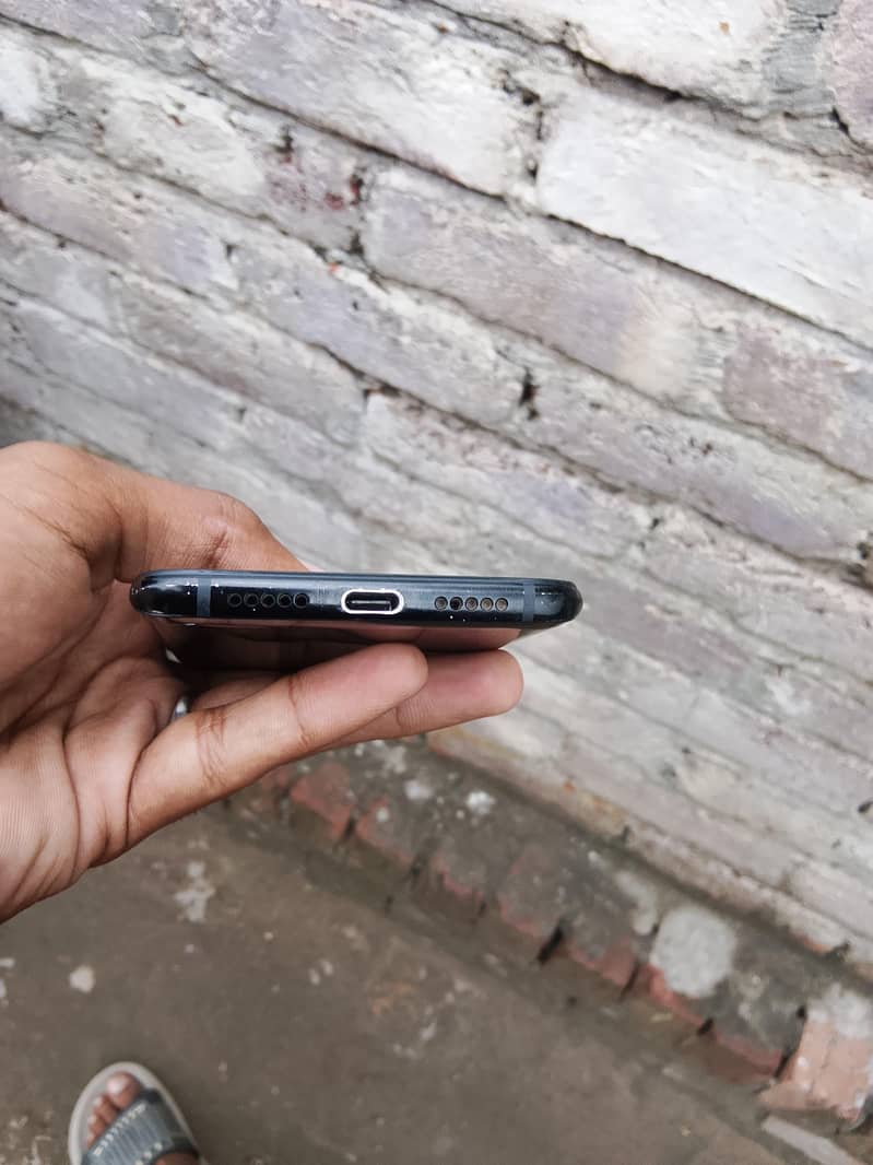 One Plus 6T 3