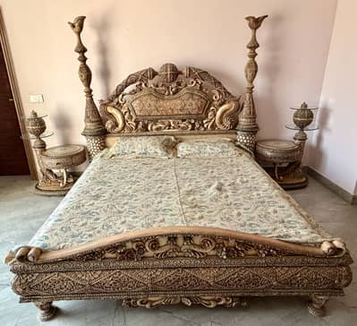 Luxury Royal Hand-Carved King Size Bed Set