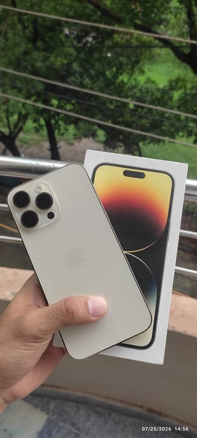 Iphone 14 pro max with box