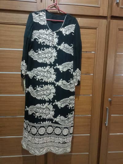 urgent sale suit or maxi. .