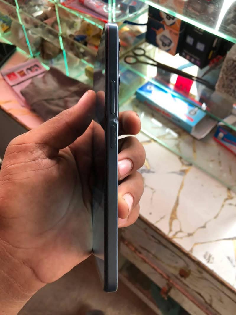 Realme Note 70 4