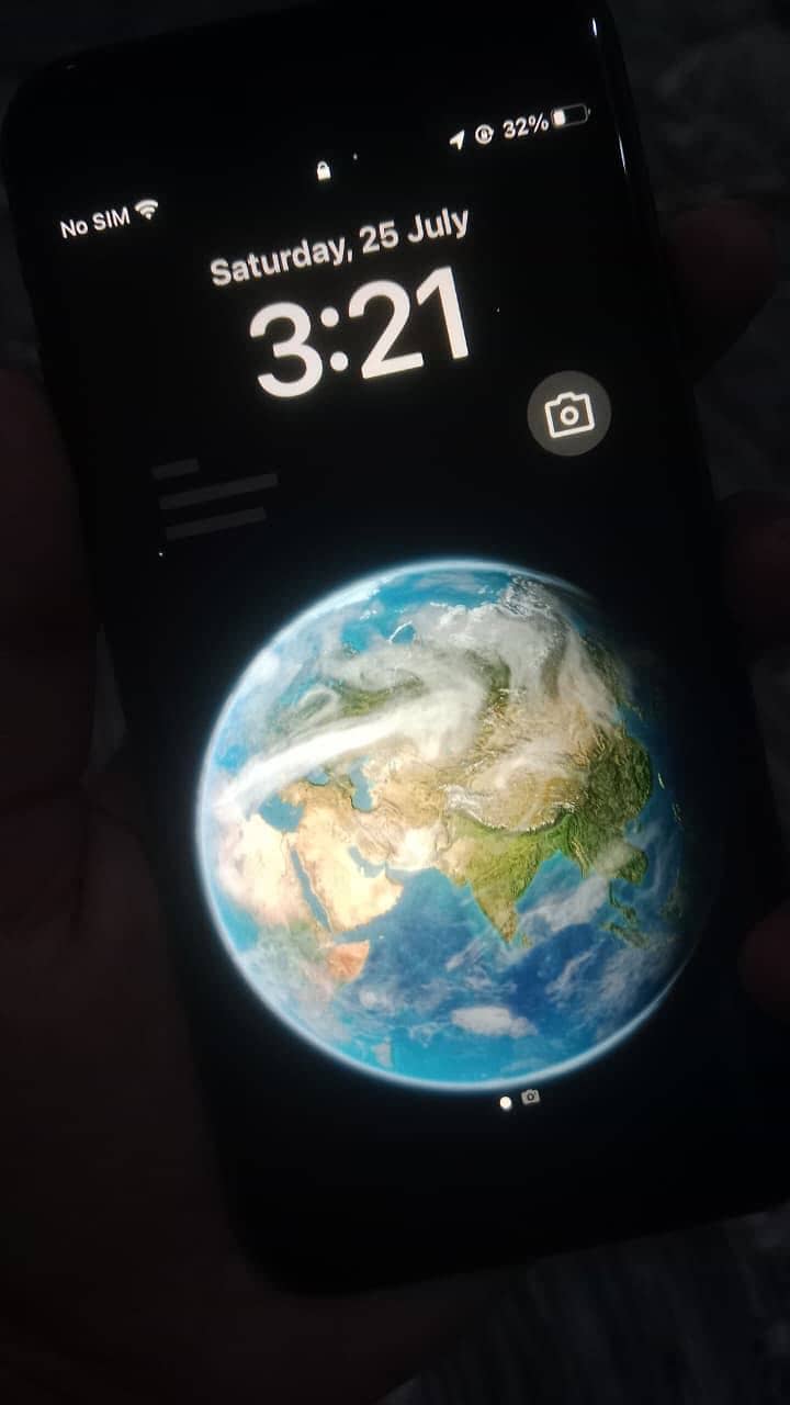 Apple iPhone 8 1