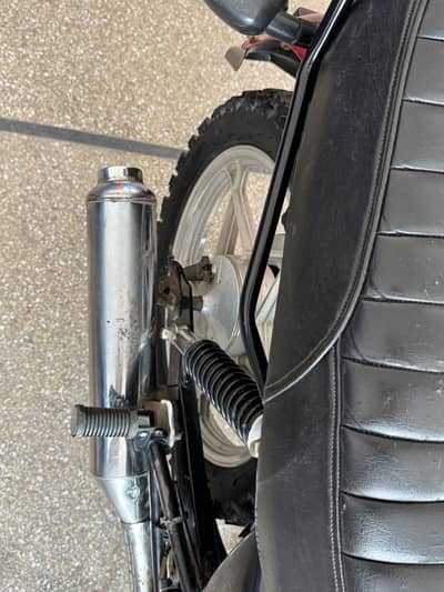 Suzuki 150 21 model for seal one hand yoused neat and clean