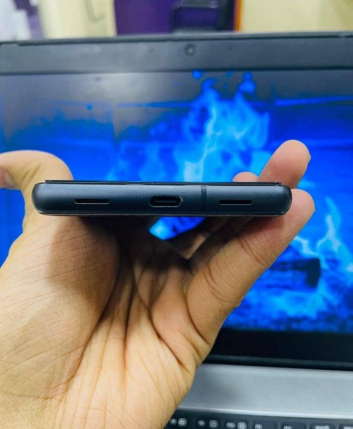 Google Pixel 7a 1