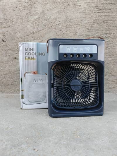Mini mist fan