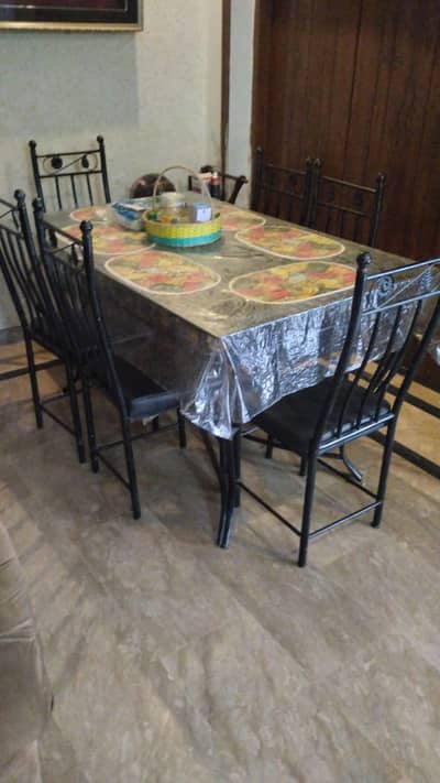 Dinning Table