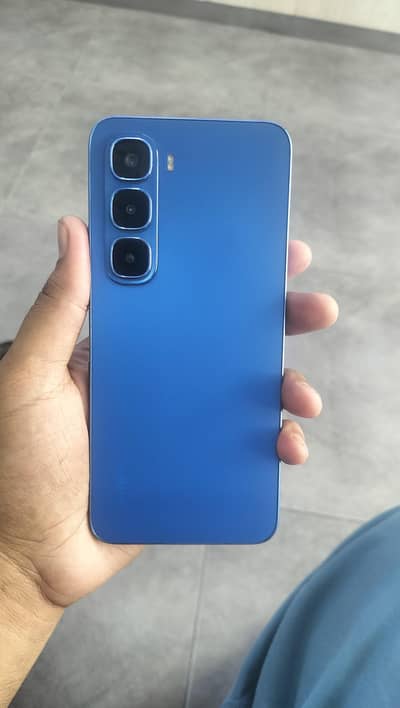 Infinix Hot 6i 6+6/128 With Box Charger 10 month waranti 03254778226