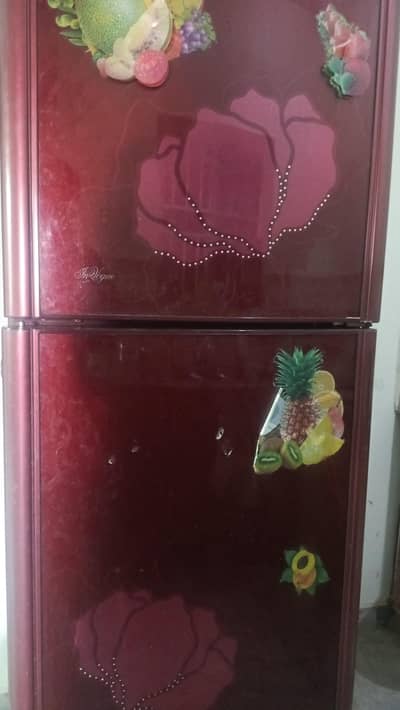 Glass Door Refrigerator / Showcase Fridge / Exellent Cooling Condition