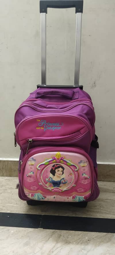 Used Trolly bag girls. . for School. . slight used. . . in good condition